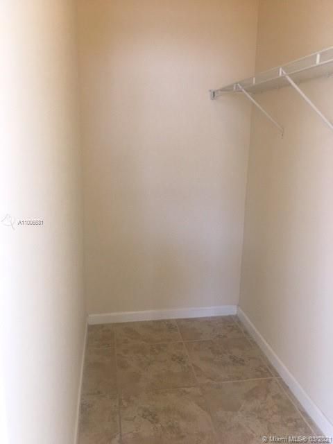 Recently Rented: $1,150 (0 beds, 1 baths, 434 Square Feet)