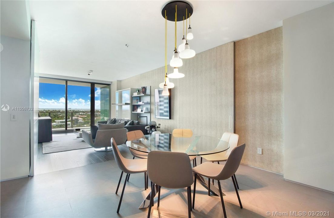 Recently Sold: $7,000,000 (4 beds, 5 baths, 3354 Square Feet)