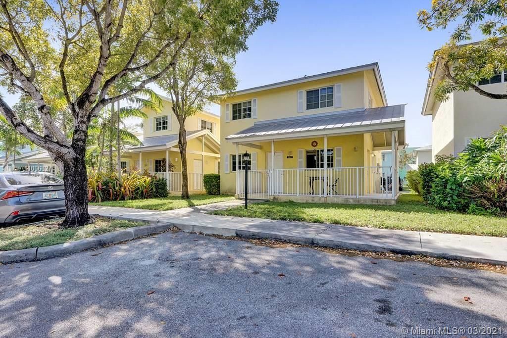 Recently Sold: $289,000 (4 beds, 2 baths, 1347 Square Feet)
