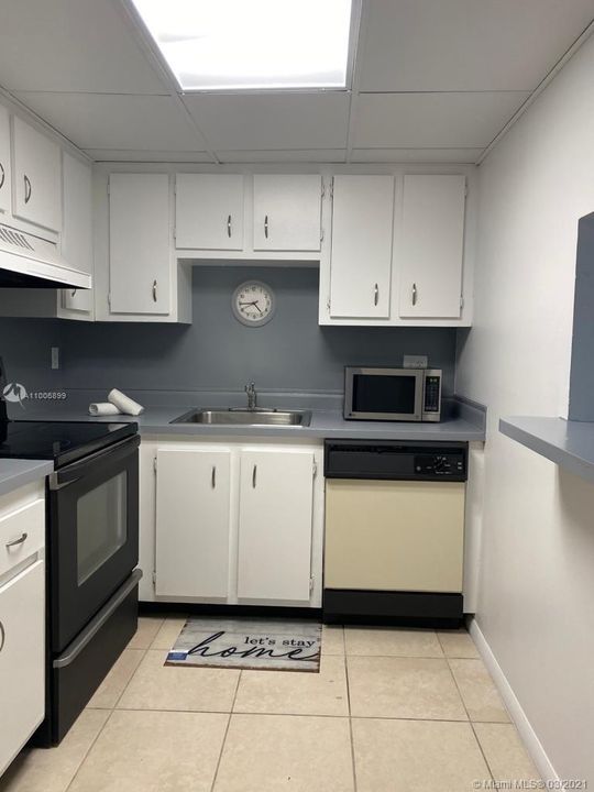 Recently Rented: $1,100 (1 beds, 1 baths, 675 Square Feet)