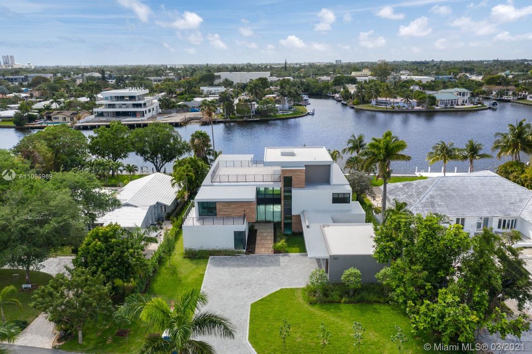 Recently Sold: $6,900,000 (8 beds, 9 baths, 0 Square Feet)