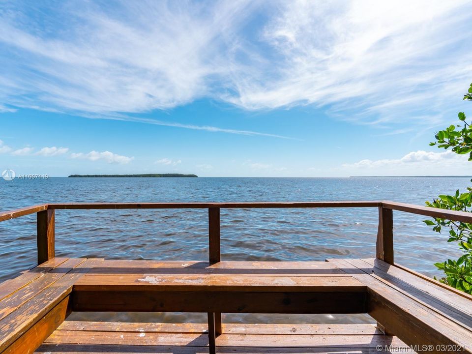 Recently Sold: $1,190,000 (4 beds, 3 baths, 3865 Square Feet)