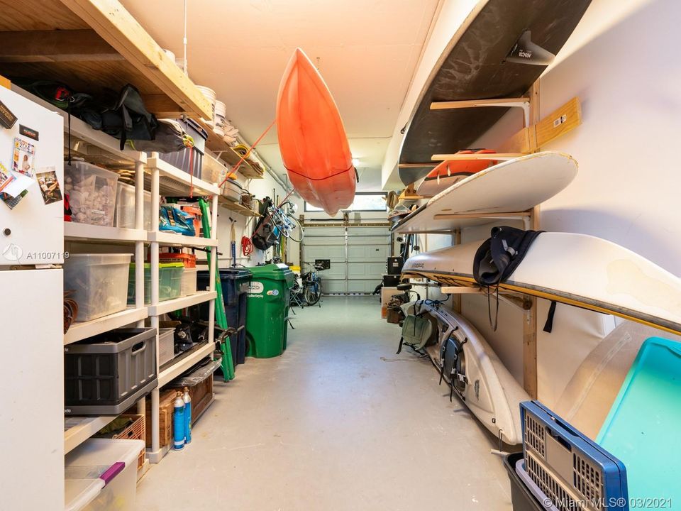 2-car stacked/tandem garage. Great for storing all sort of water toys!