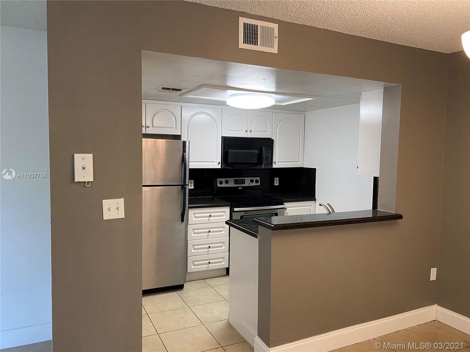 Recently Rented: $1,500 (2 beds, 2 baths, 910 Square Feet)