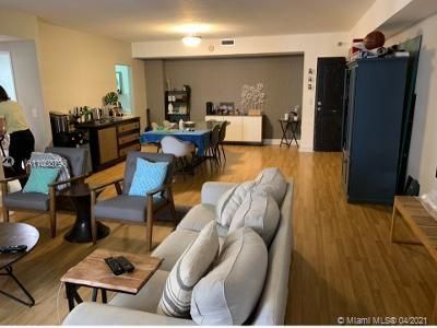 Recently Sold: $669,000 (2 beds, 2 baths, 1434 Square Feet)