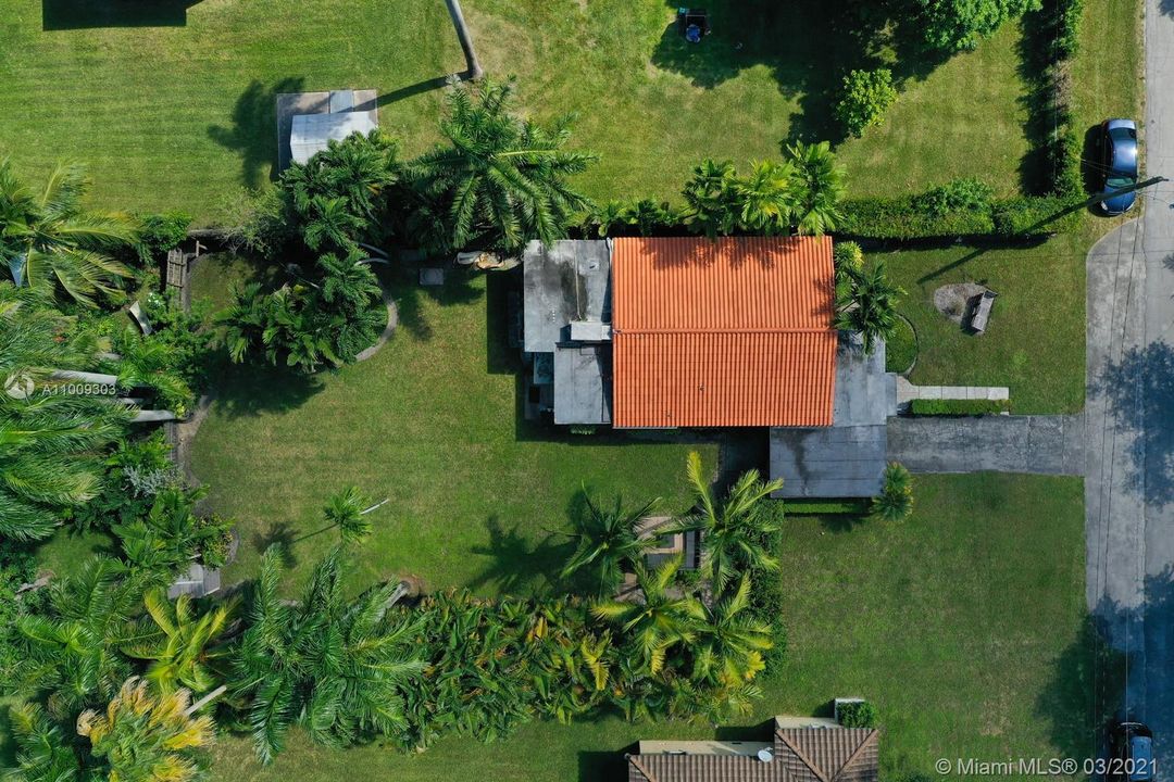 Недавно продано: $599,000 (3 спален, 2 ванн, 1613 Квадратных фут)