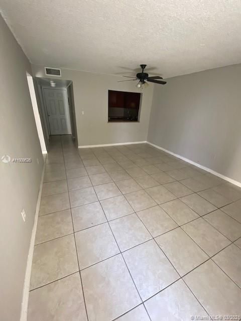 Recently Rented: $1,200 (1 beds, 1 baths, 760 Square Feet)
