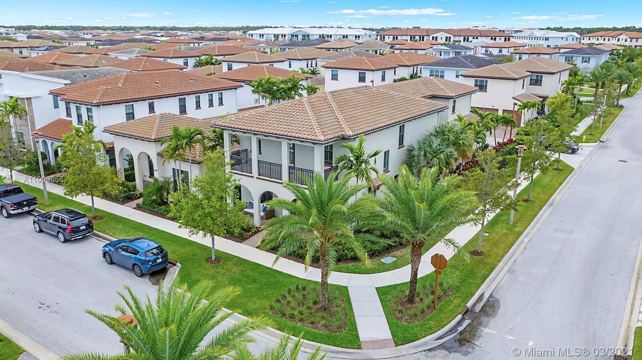 Recently Sold: $1,200,000 (4 beds, 3 baths, 3849 Square Feet)