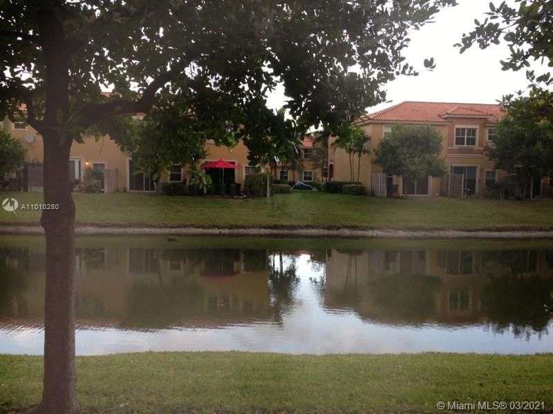 Recently Rented: $2,000 (3 beds, 3 baths, 1382 Square Feet)