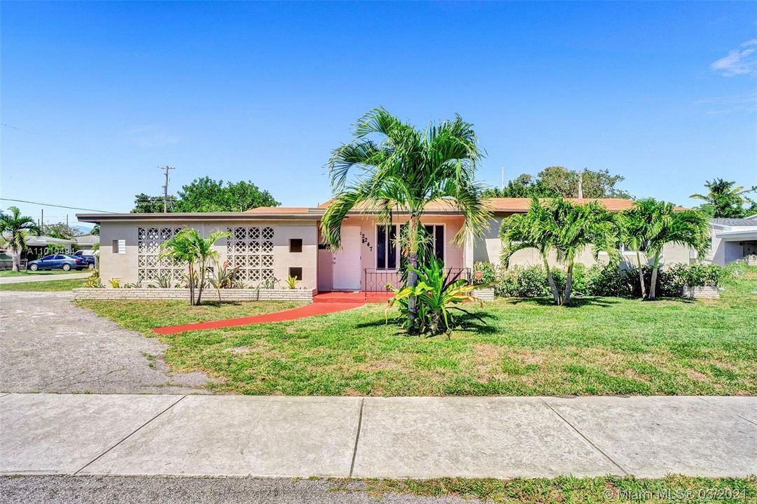 Recently Sold: $340,000 (3 beds, 2 baths, 1500 Square Feet)