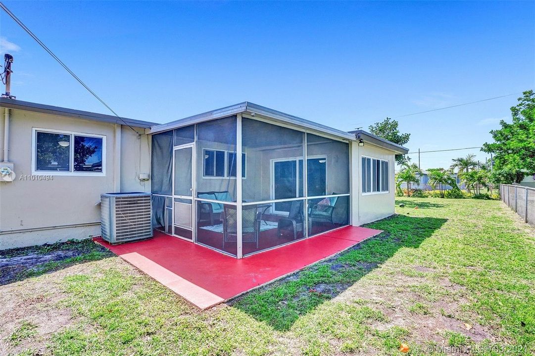 Recently Sold: $340,000 (3 beds, 2 baths, 1500 Square Feet)