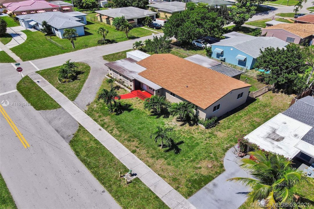 Recently Sold: $340,000 (3 beds, 2 baths, 1500 Square Feet)