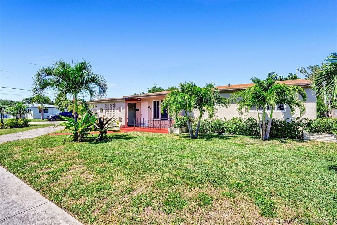Recently Sold: $340,000 (3 beds, 2 baths, 1500 Square Feet)