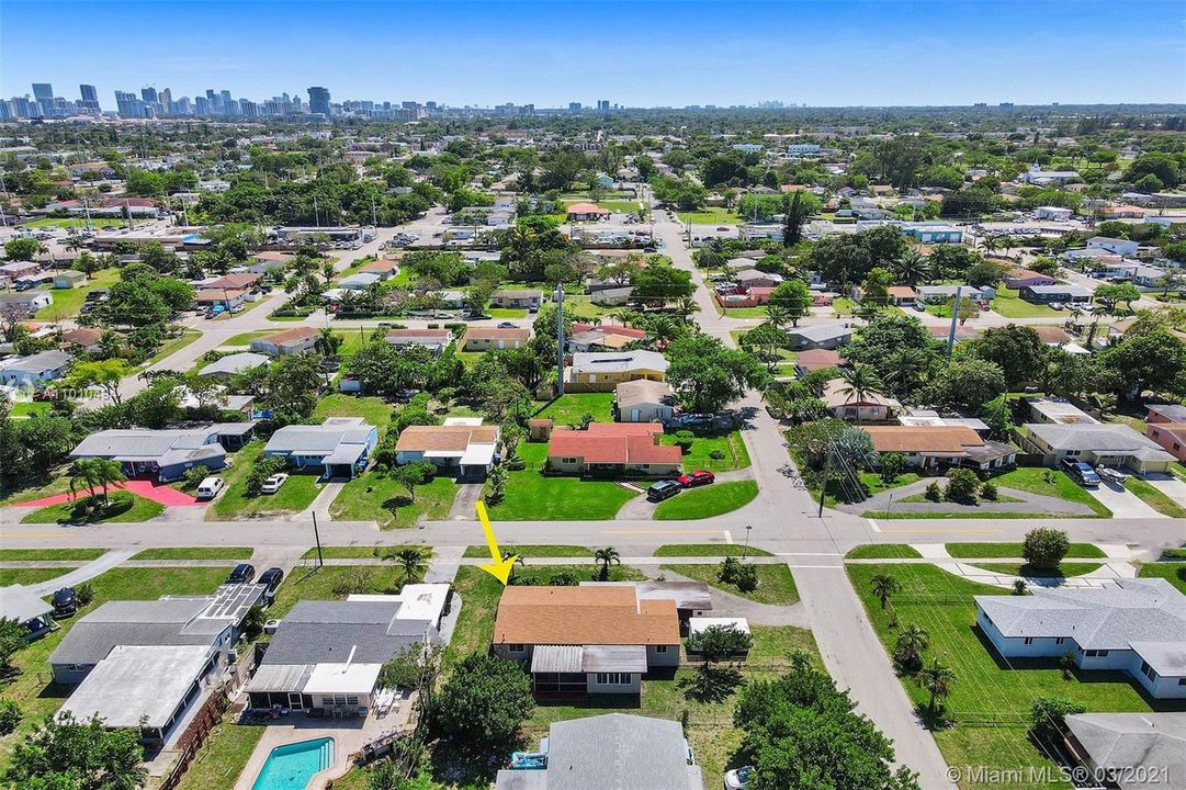 Recently Sold: $340,000 (3 beds, 2 baths, 1500 Square Feet)