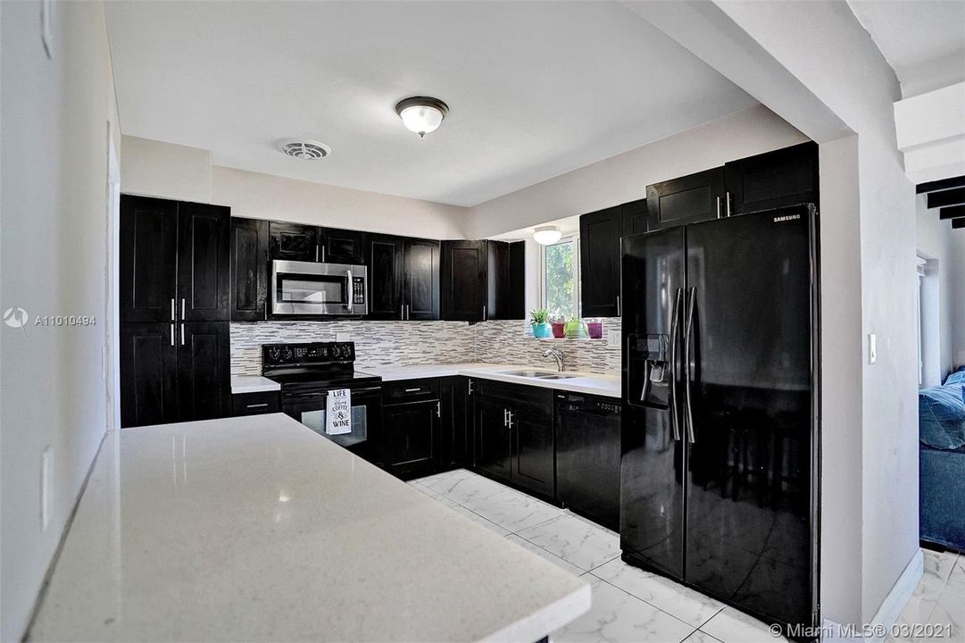 Recently Sold: $340,000 (3 beds, 2 baths, 1500 Square Feet)