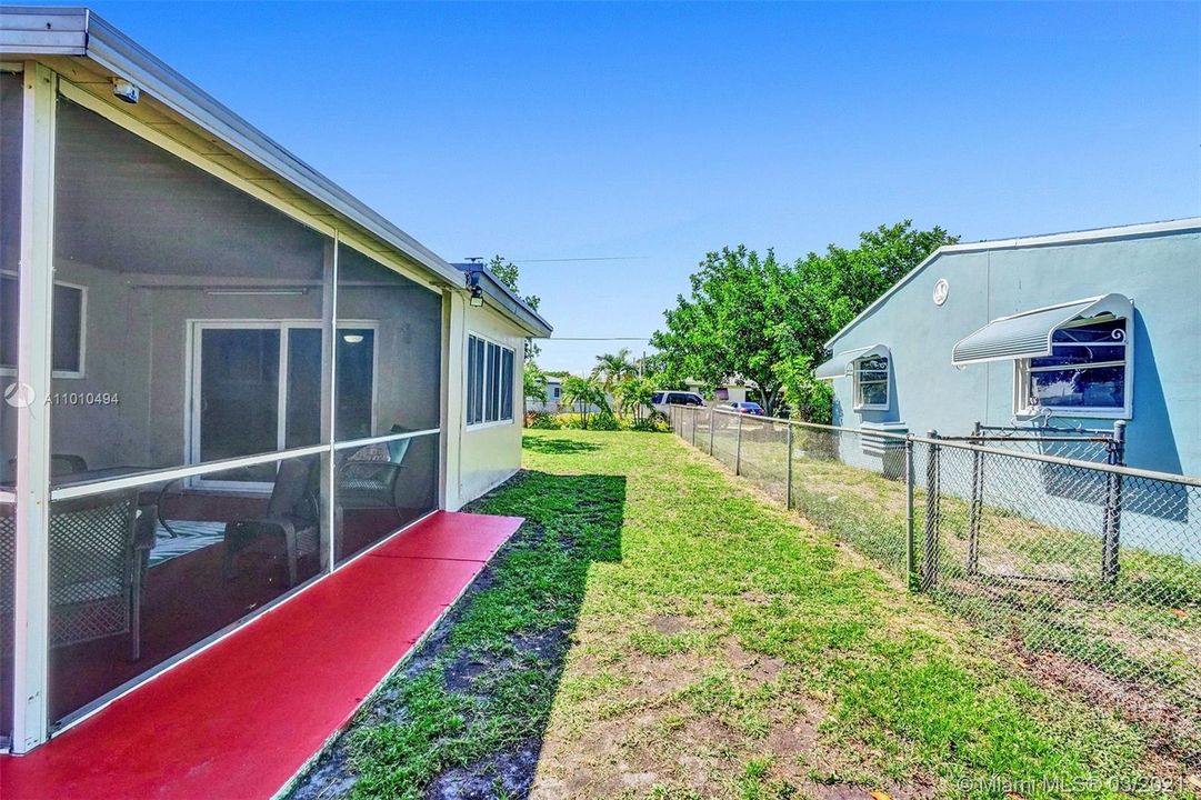 Recently Sold: $340,000 (3 beds, 2 baths, 1500 Square Feet)