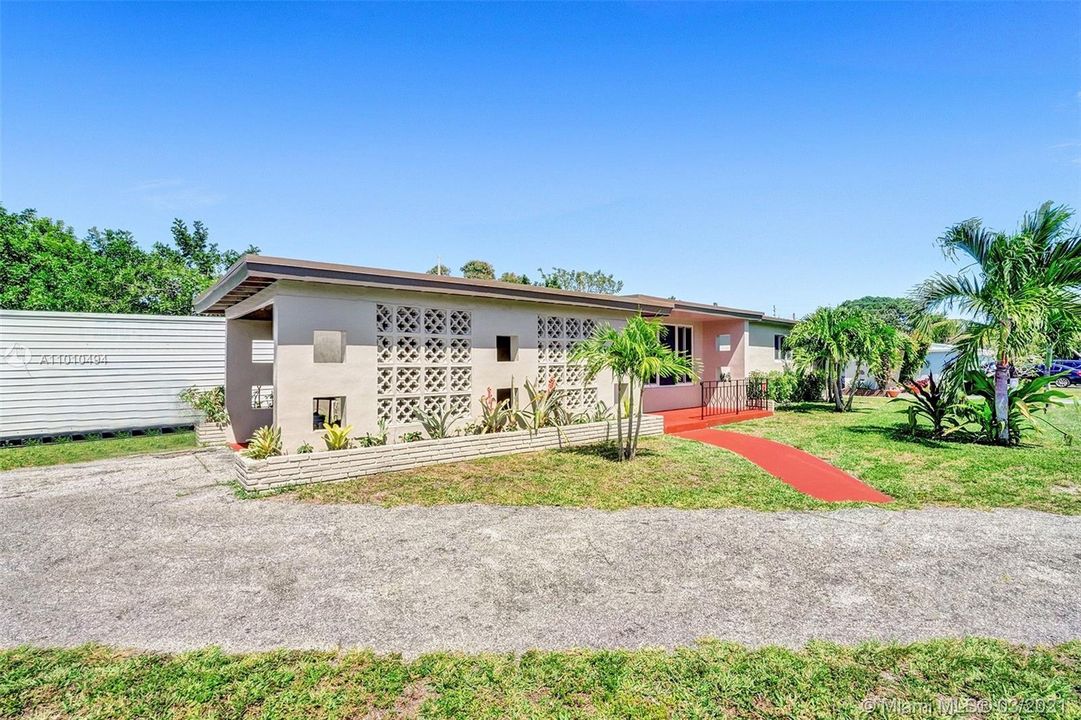 Recently Sold: $340,000 (3 beds, 2 baths, 1500 Square Feet)