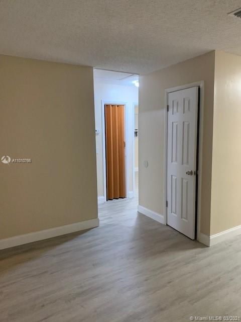 Recently Rented: $750 (2 beds, 1 baths, 800 Square Feet)