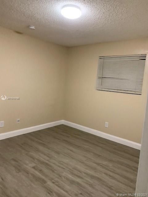 Recently Rented: $750 (2 beds, 1 baths, 800 Square Feet)