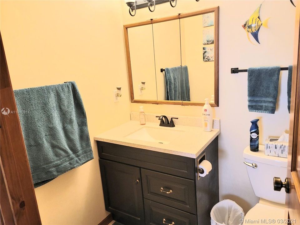 Recently Sold: $279,999 (3 beds, 2 baths, 1525 Square Feet)