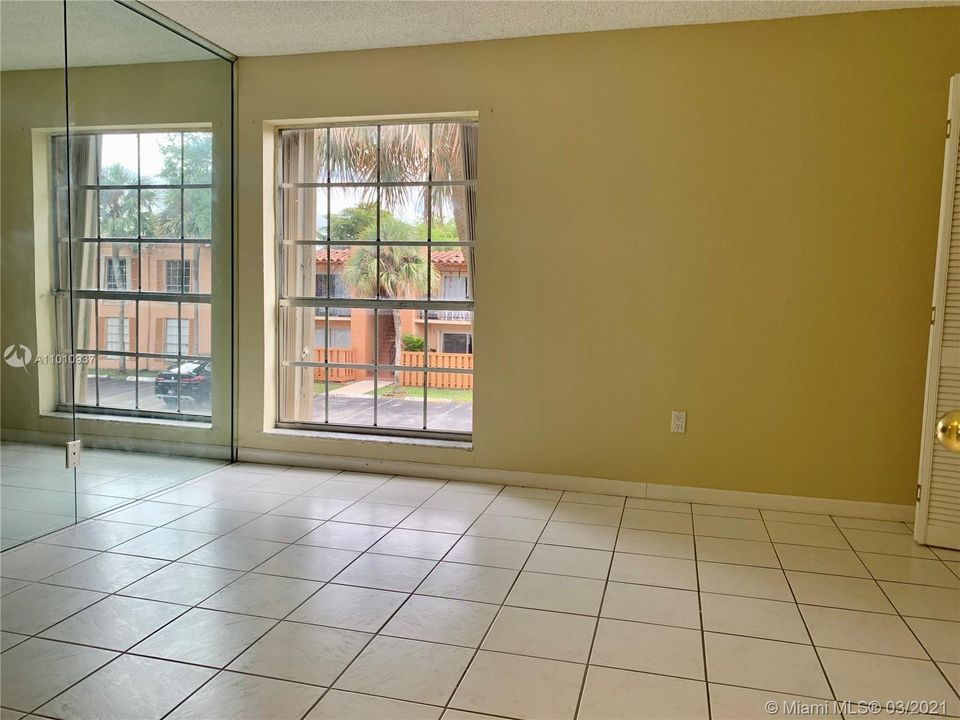 Recently Sold: $169,000 (1 beds, 1 baths, 544 Square Feet)
