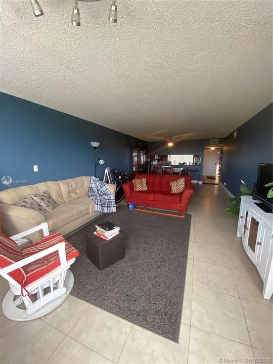 Recently Sold: $145,000 (2 beds, 2 baths, 1350 Square Feet)