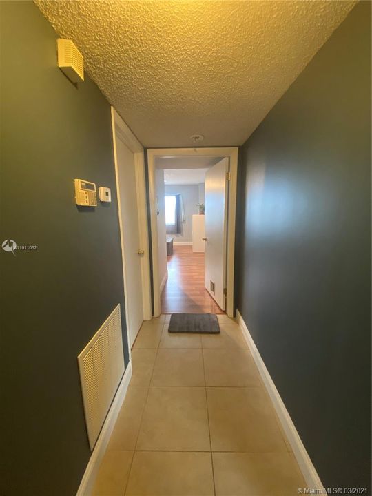 Recently Sold: $145,000 (2 beds, 2 baths, 1350 Square Feet)