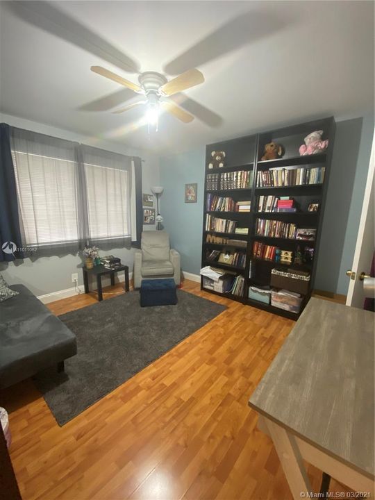 Recently Sold: $145,000 (2 beds, 2 baths, 1350 Square Feet)