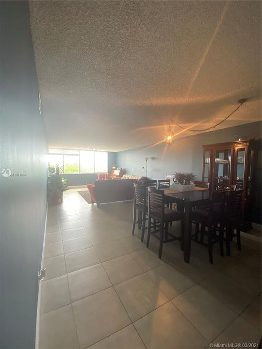 Recently Sold: $145,000 (2 beds, 2 baths, 1350 Square Feet)