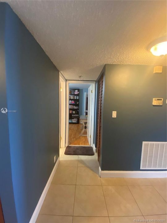 Recently Sold: $145,000 (2 beds, 2 baths, 1350 Square Feet)
