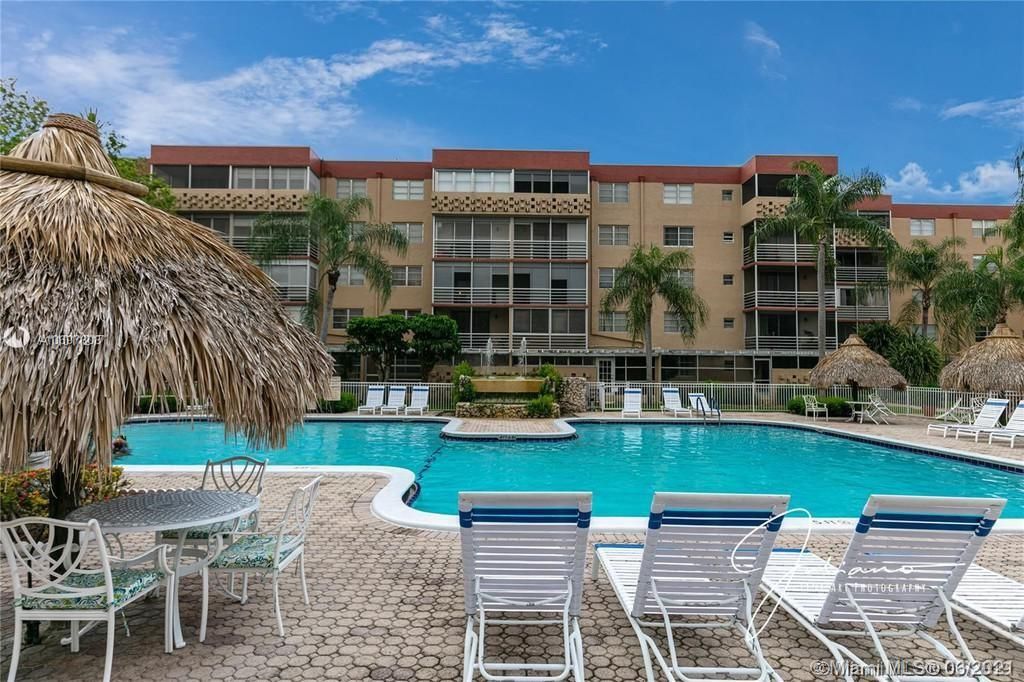 Vendido Recientemente: $129,000 (1 camas, 1 baños, 940 Pies cuadrados)