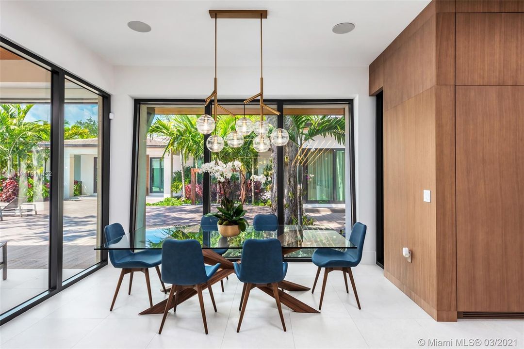 Recently Sold: $7,999,000 (6 beds, 7 baths, 0 Square Feet)
