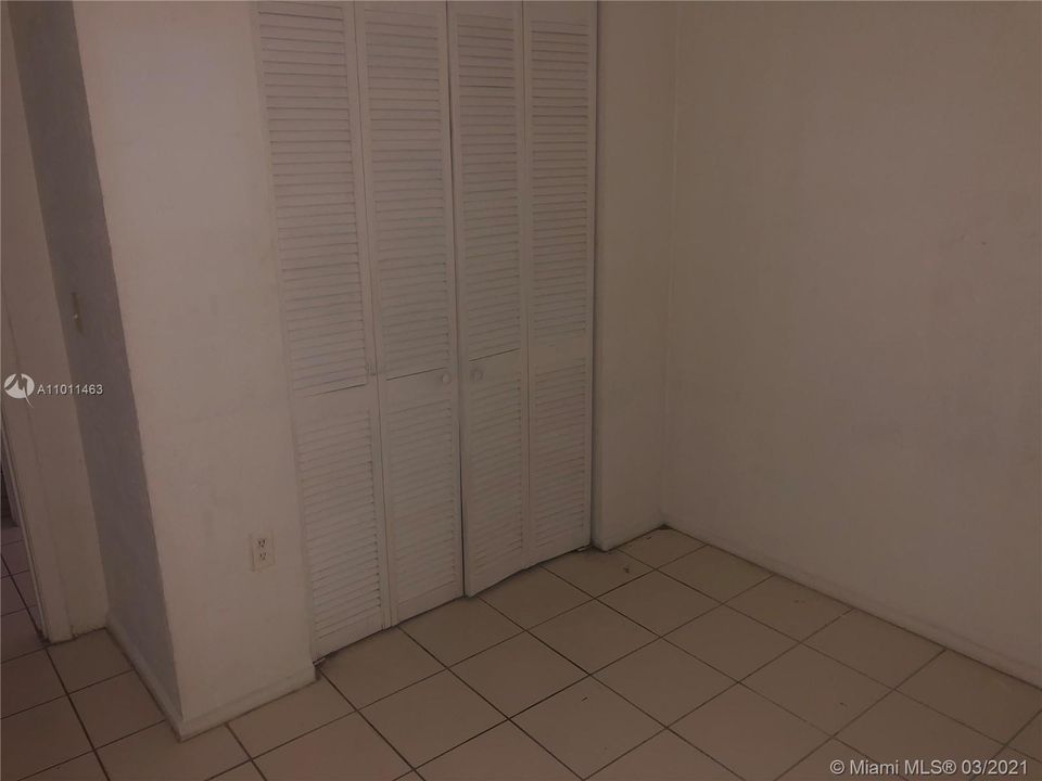 Vendido Recientemente: $91,000 (0 camas, 0 baños, 882 Pies cuadrados)