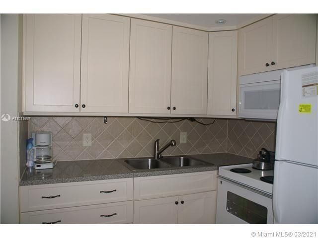 Recently Sold: $52,000 (1 beds, 1 baths, 585 Square Feet)