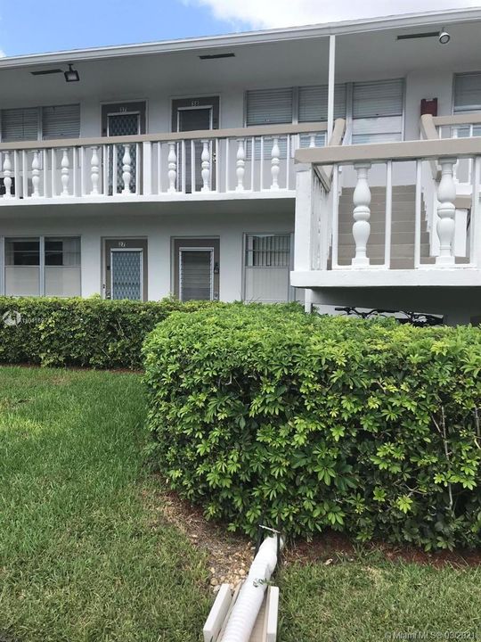 Recently Sold: $52,000 (1 beds, 1 baths, 585 Square Feet)