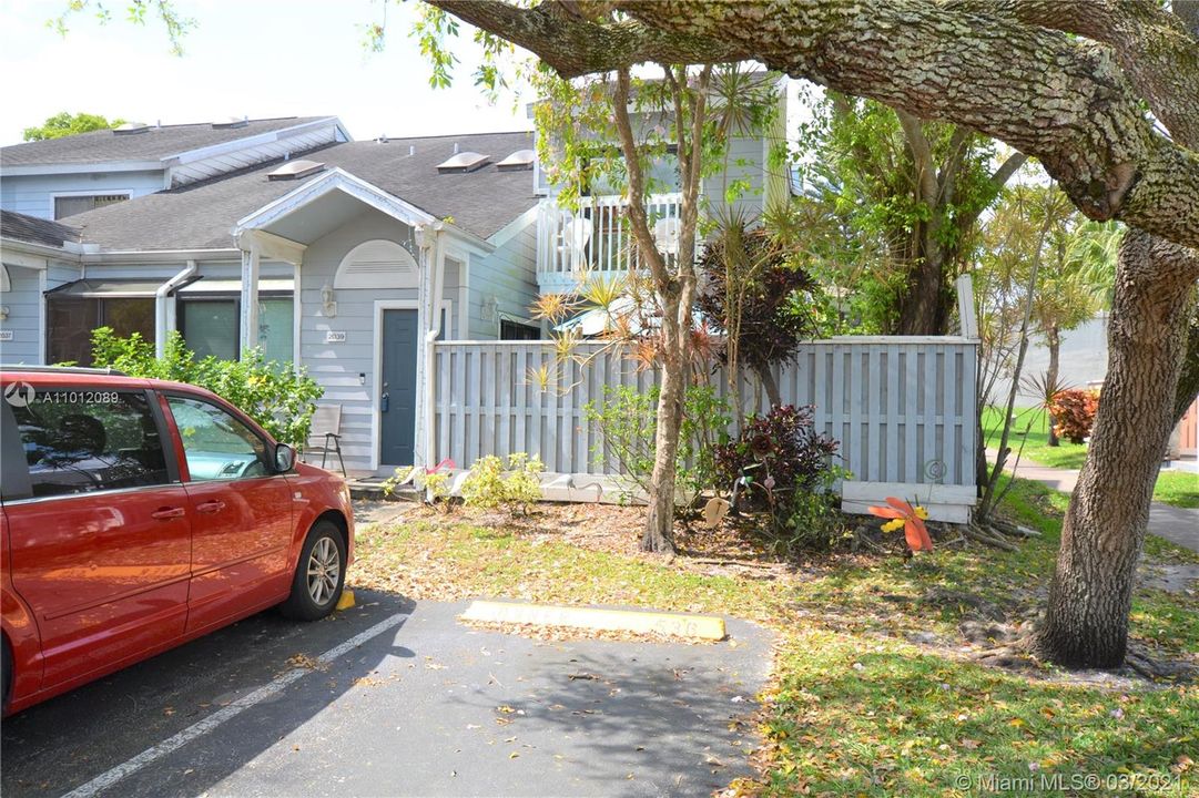 Recently Sold: $228,000 (3 beds, 2 baths, 1770 Square Feet)