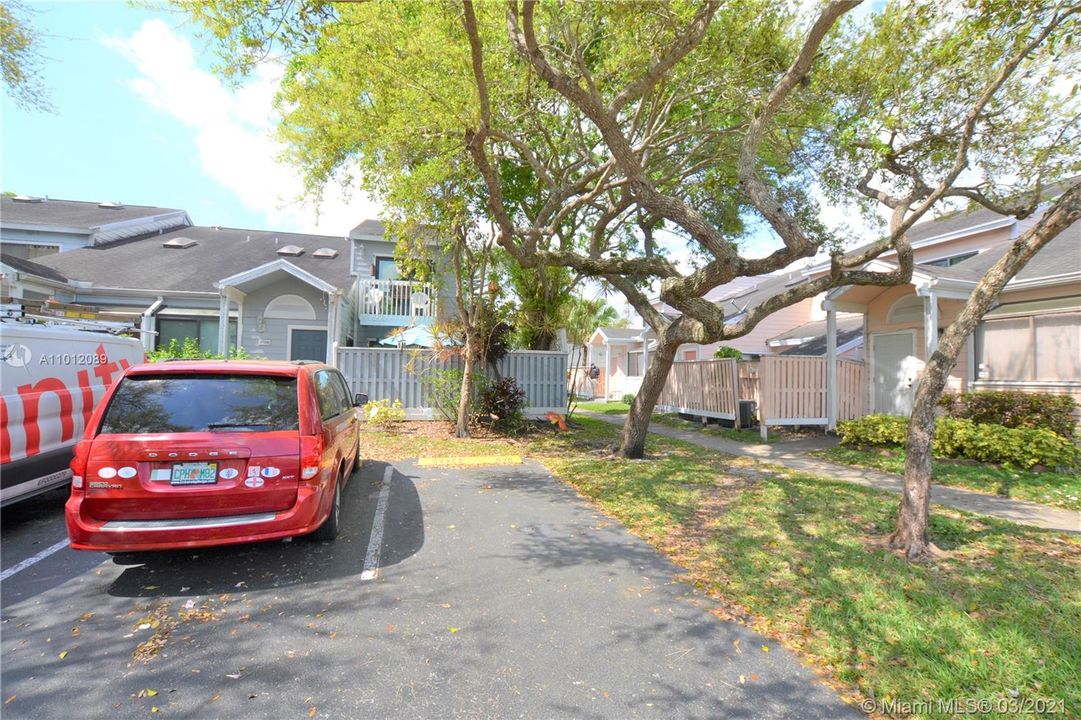 Recently Sold: $228,000 (3 beds, 2 baths, 1770 Square Feet)