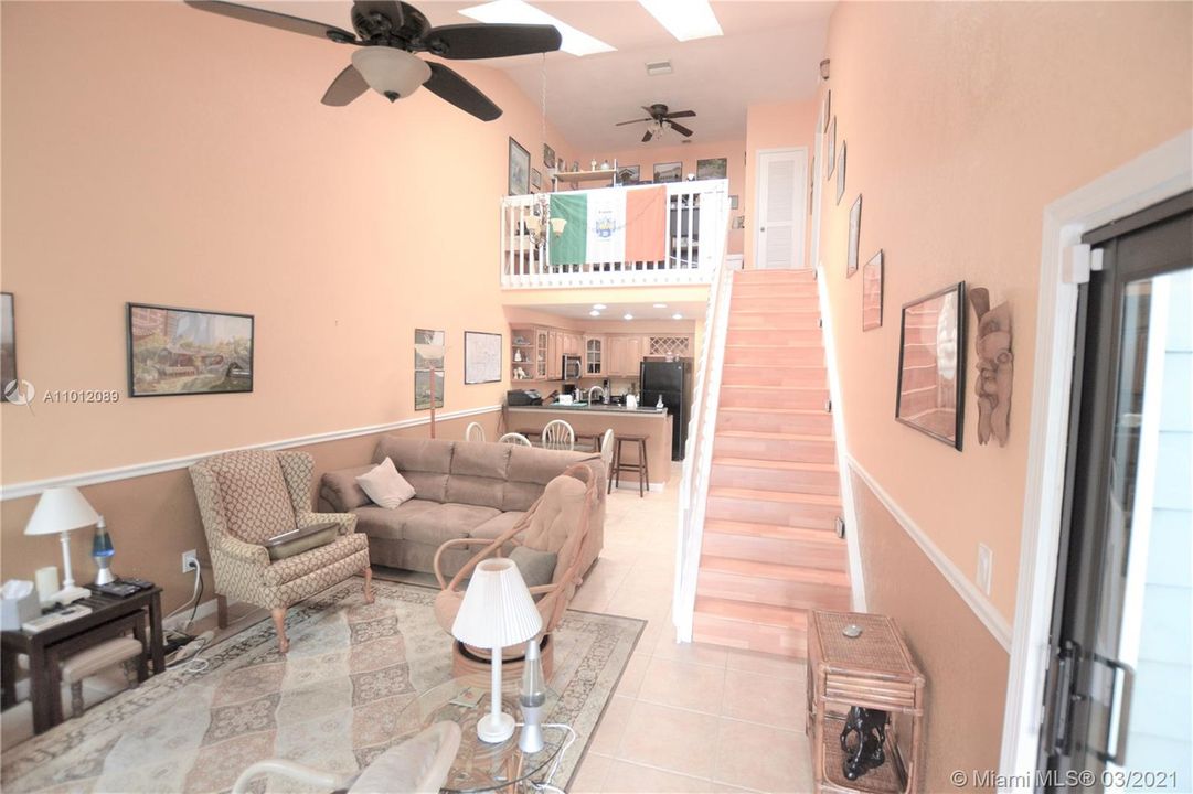 Recently Sold: $228,000 (3 beds, 2 baths, 1770 Square Feet)