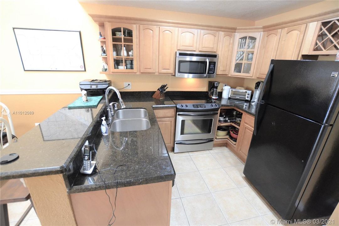 Recently Sold: $228,000 (3 beds, 2 baths, 1770 Square Feet)