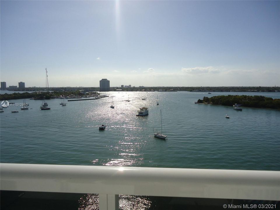 Recently Rented: $1,650 (1 beds, 1 baths, 760 Square Feet)