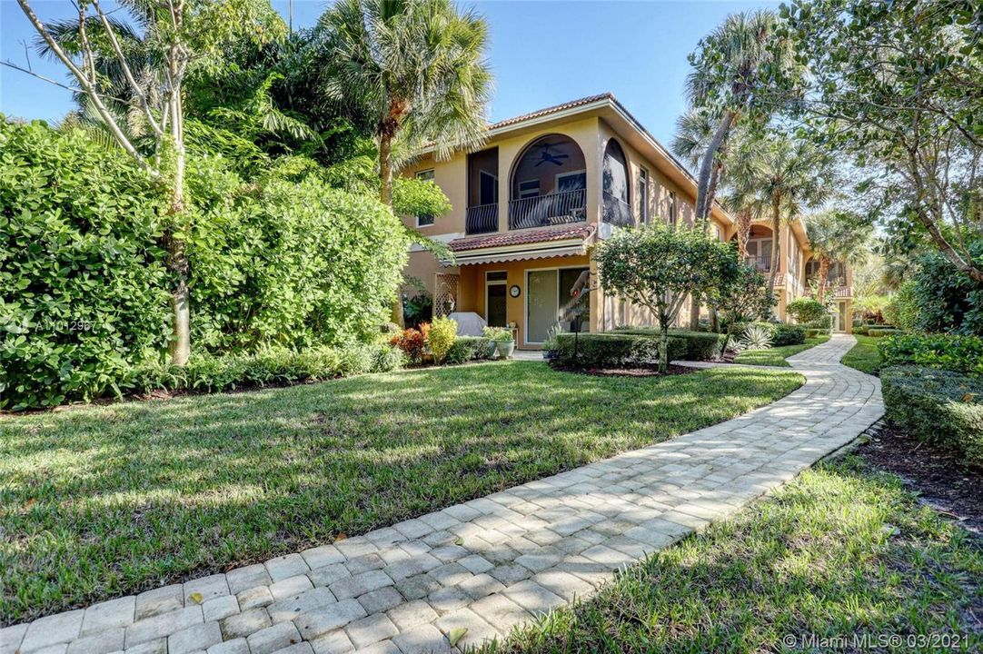 Недавно продано: $1,495,000 (3 спален, 4 ванн, 3110 Квадратных фут)