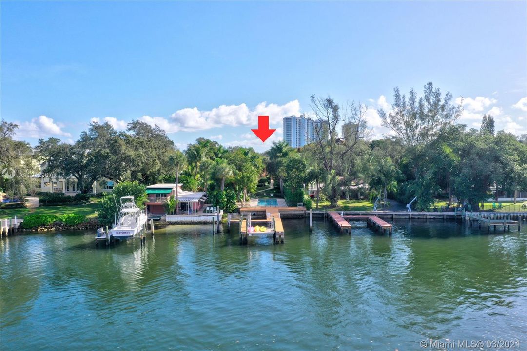 Недавно продано: $1,495,000 (3 спален, 4 ванн, 3110 Квадратных фут)