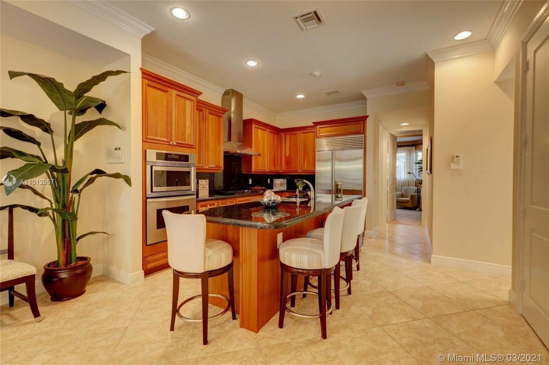 Недавно продано: $1,495,000 (3 спален, 4 ванн, 3110 Квадратных фут)