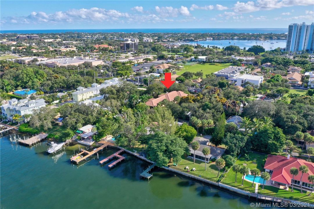 Недавно продано: $1,495,000 (3 спален, 4 ванн, 3110 Квадратных фут)