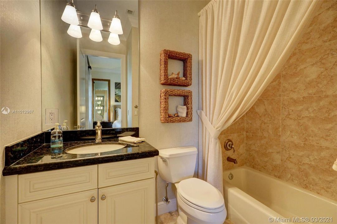 Недавно продано: $1,495,000 (3 спален, 4 ванн, 3110 Квадратных фут)