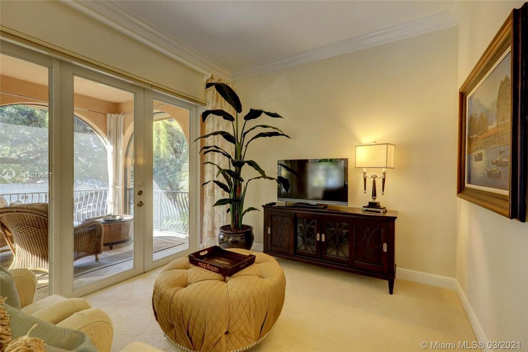 Недавно продано: $1,495,000 (3 спален, 4 ванн, 3110 Квадратных фут)