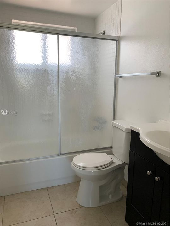 Недавно арендовано: $1,225 (1 спален, 1 ванн, 712 Квадратных фут)