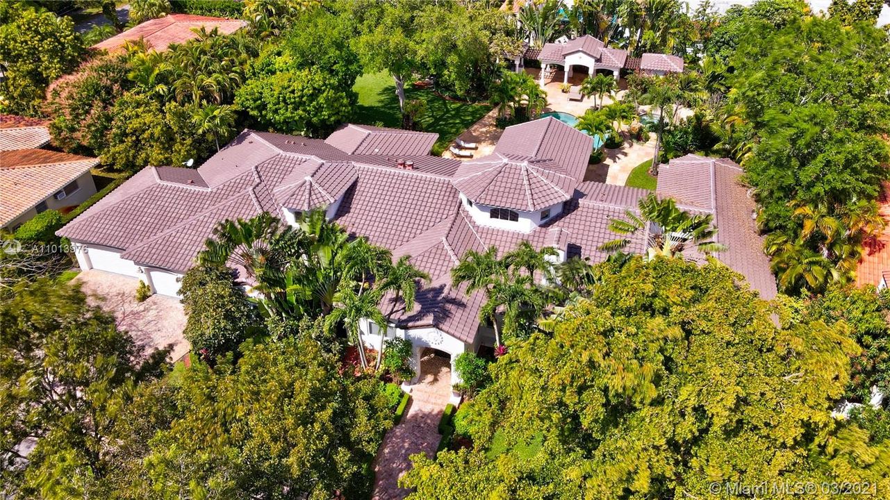 Недавно продано: $3,195,000 (7 спален, 7 ванн, 7617 Квадратных фут)