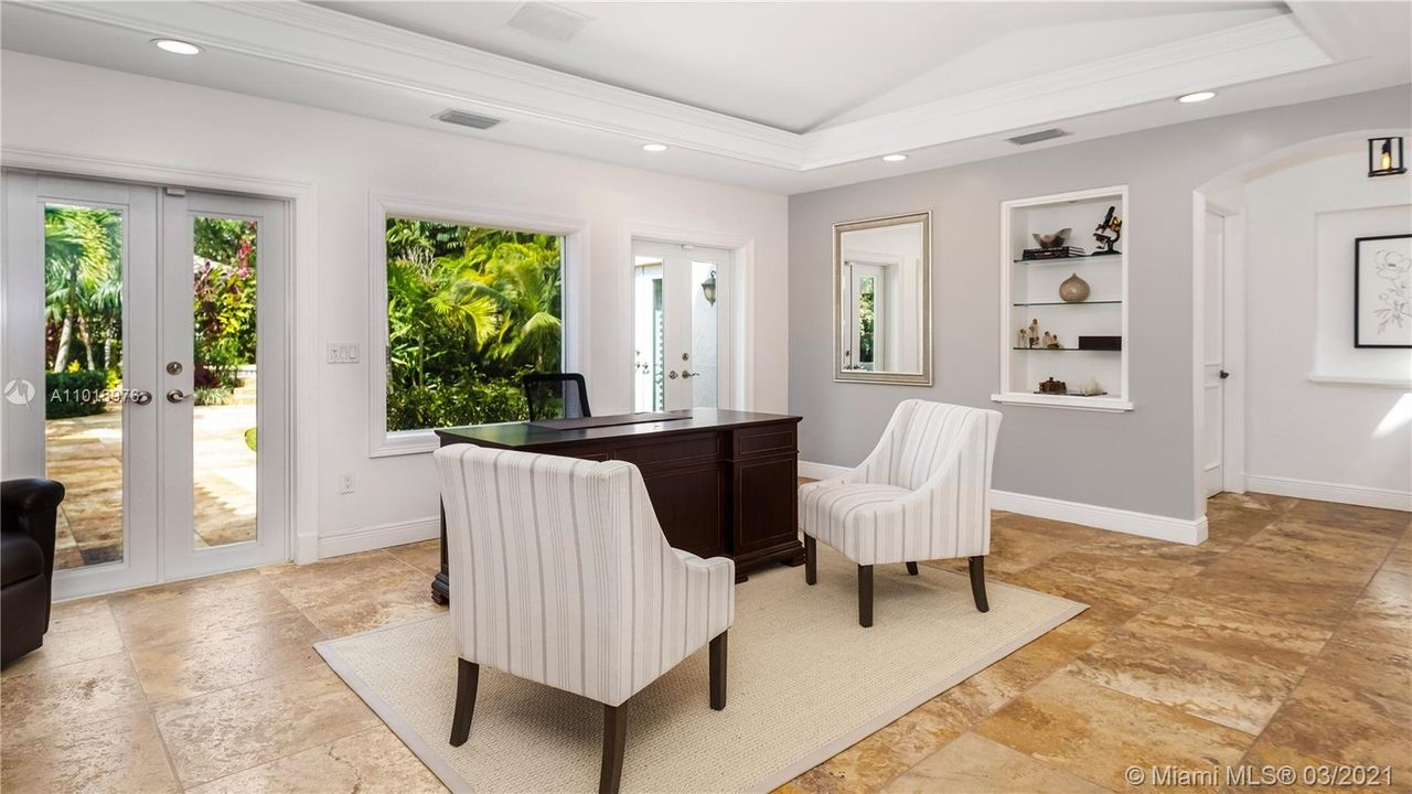 Недавно продано: $3,195,000 (7 спален, 7 ванн, 7617 Квадратных фут)