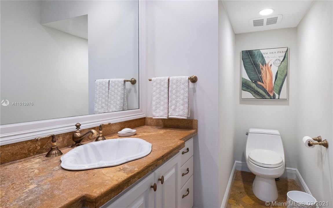 Недавно продано: $3,195,000 (7 спален, 7 ванн, 7617 Квадратных фут)